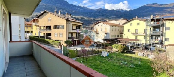 3-salle Appartement à Villa Lagarina, Italy No. 49594 10