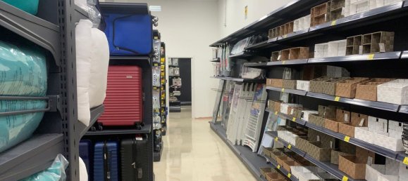 Gewerbliche Immobilie in Formia, Italy 750m², Nr. 107811 2