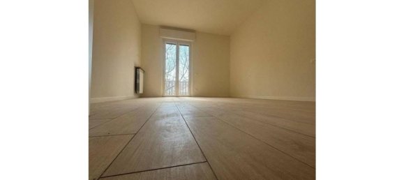 Apartamento de 3 dormitorios en Piacenza, Italy No. 363732 6