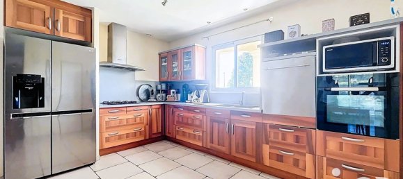 3 bedrooms House in Cayrac, France No. 293640 3