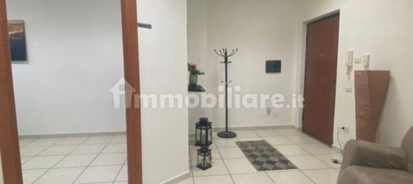 2-Zimmer Büro in Casalnuovo di Napoli, Italy, Nr. 78385 3