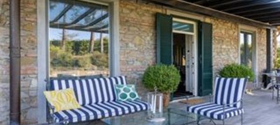 6 rooms House in Fiesole, Italy No. 211046 2