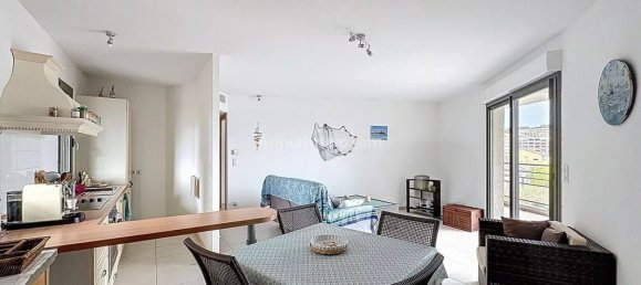 2 chambres Appartement à Calvi, France No. 355736 3