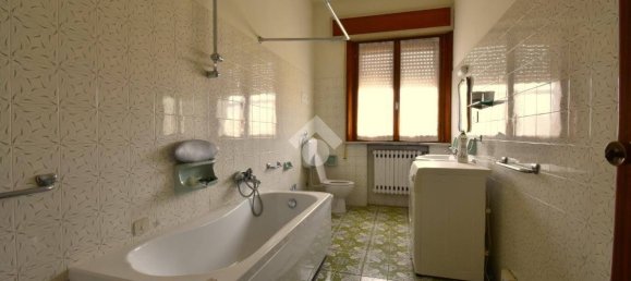 Villa T5 em Coriano, Italy N.º 91708 8