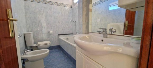 4 rooms Apartment in Lavagna, Italy No. 30638 8