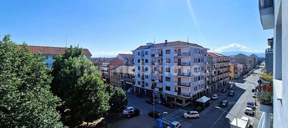 1 bedroom Apartment in Moncalieri, Italy No. 349367 10