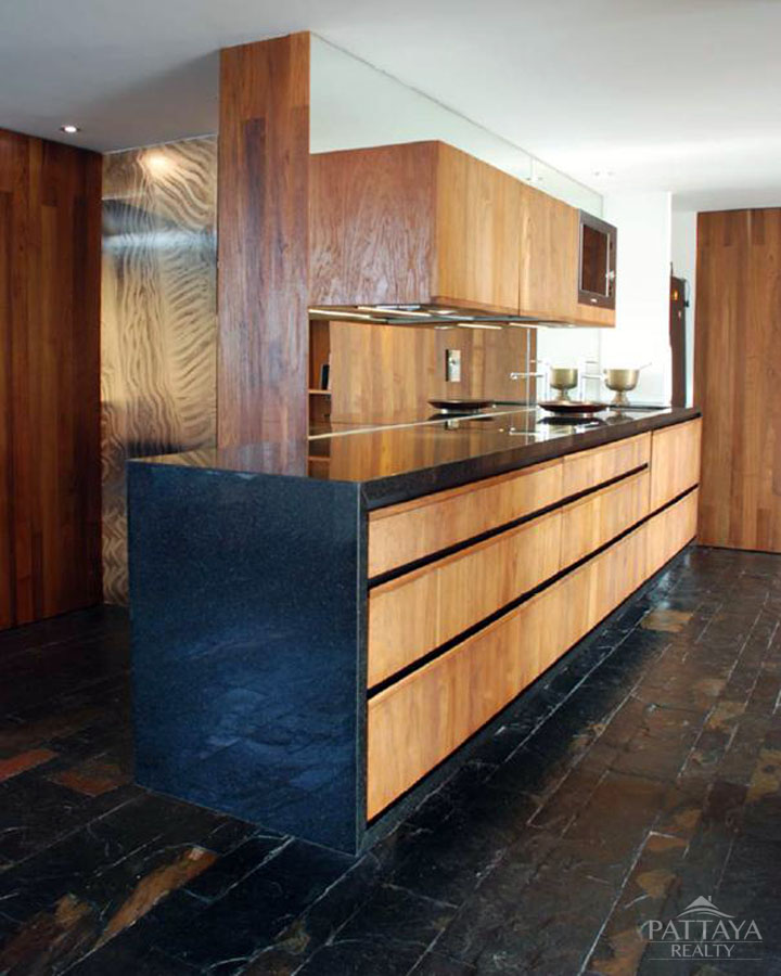 Кондоминиум  с 2 спальнями в Паттайя, Таиланд № 1577