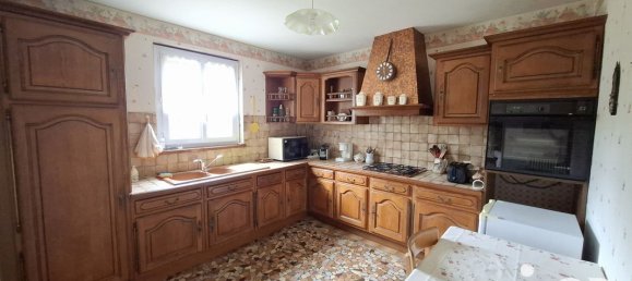 2 Schlafzimmer Haus in Breteuil, France, Nr. 359503 5