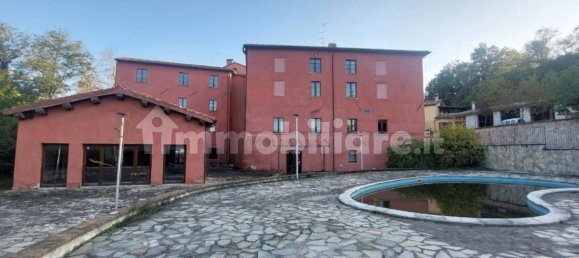 2586m² Commercial property in Matelica, Italy No. 315776 22