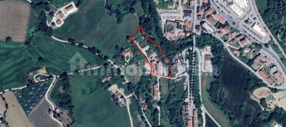 2586m² Commercial property in Matelica, Italy No. 315776 29