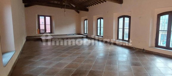 2586m² Commercial property in Matelica, Italy No. 315776 12