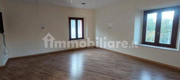 2586m² Commercial property in Matelica, Italy No. 315776 16