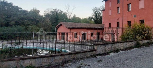 2586m² Commercial property in Matelica, Italy No. 315776 7