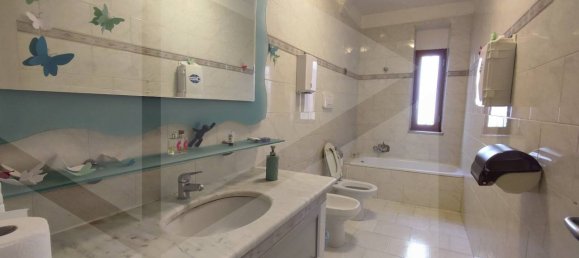 Квартира с 3 комнатами в Джульяно ин Кампанья, Италия № 18708 22