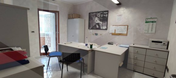 Квартира с 3 комнатами в Джульяно ин Кампанья, Италия № 18708 11