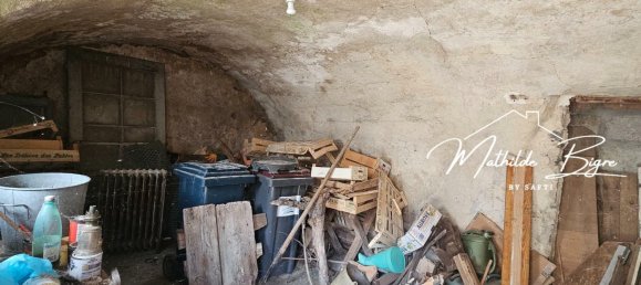 2 bedrooms House in Puy-de-Dome, France No. 355822 4