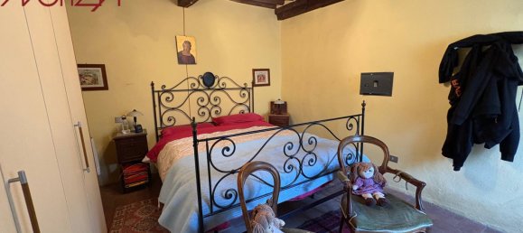 3 bedrooms House in Lucca, Italy No. 91840 20