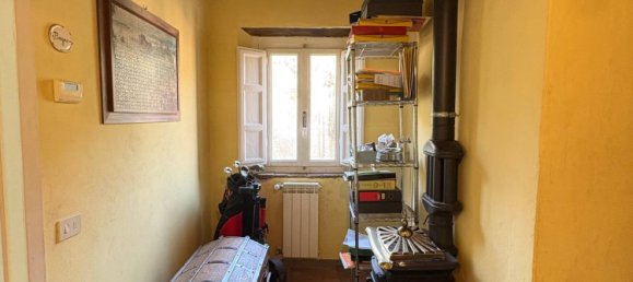 3 bedrooms House in Lucca, Italy No. 91840 15