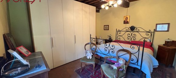 3 bedrooms House in Lucca, Italy No. 91840 19