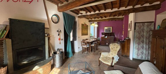 3 bedrooms House in Lucca, Italy No. 91840 10