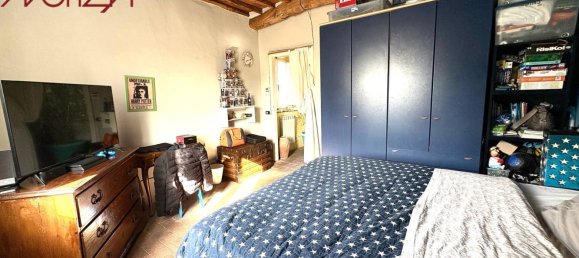 3 bedrooms House in Lucca, Italy No. 91840 24