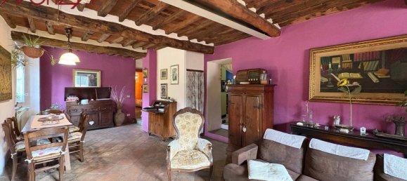 3 bedrooms House in Lucca, Italy No. 91840 5