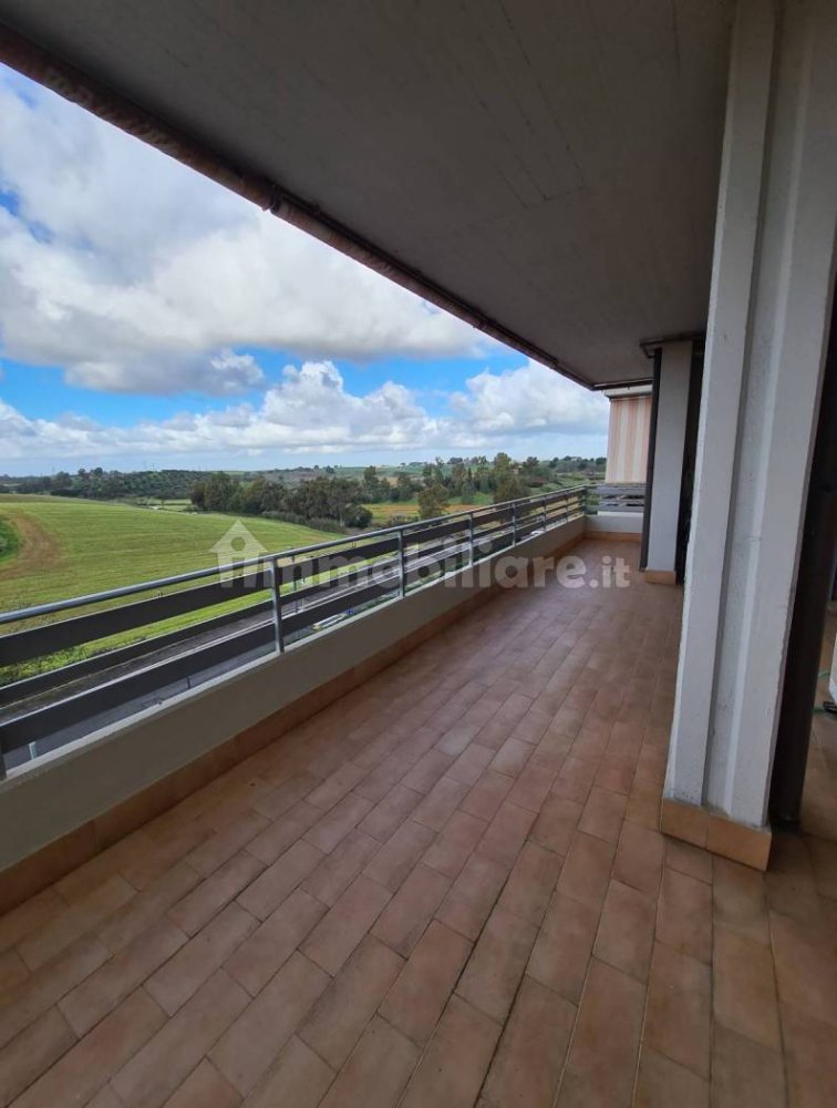 Apartamento T1 em Pomezia, Italy N.º 217370