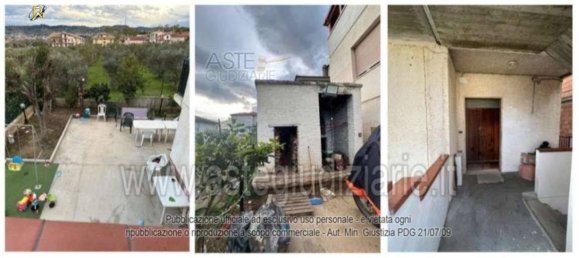 3 bedrooms Apartment in Città Sant'Angelo, Italy No. 272497 15