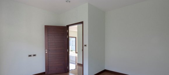 3 bedrooms Villa in Bangkok, Thailand No. 3643 14