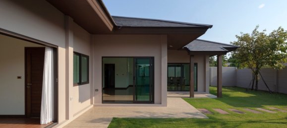 3 bedrooms Villa in Bangkok, Thailand No. 3643 8