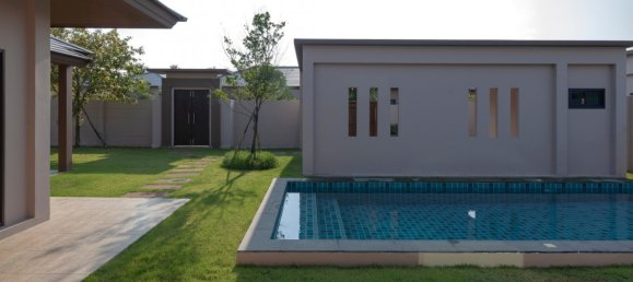 3 bedrooms Villa in Bangkok, Thailand No. 3643 11