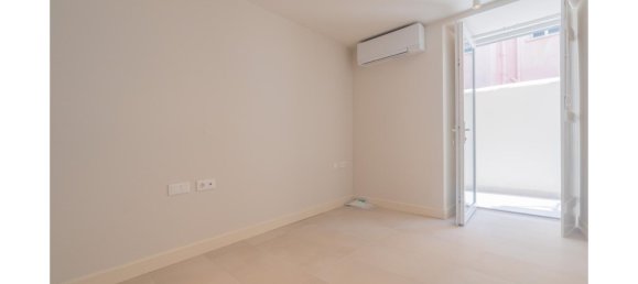 3 غرف نوم منزل ذو طابقين في Lisbon, Portugal رقم 281167 24