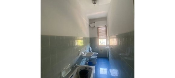 2 bedrooms Apartment in Genoa, Italy No. 351640 13