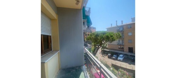 2 bedrooms Apartment in Genoa, Italy No. 351640 4
