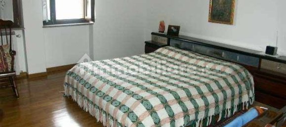 4 bedrooms Villa in Cerro al Lambro, Italy No. 130163 7