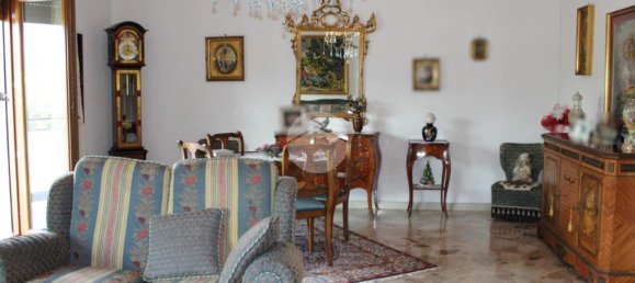 4 bedrooms Apartment in Palermo, Italy No. 167471 6