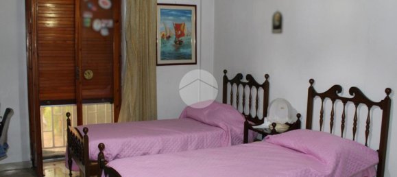 4 bedrooms Apartment in Palermo, Italy No. 167471 21