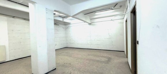 6غرفة عقار تجاري في Genoa, Italy رقم 377325 10