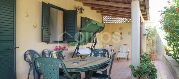 4 bedrooms Villa in Noto, Italy No. 365026 3