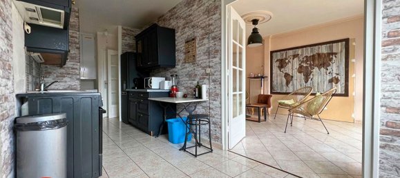 3 bedrooms Apartment in Tours, France No. 219578 4