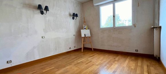3 bedrooms Apartment in Tours, France No. 219578 8