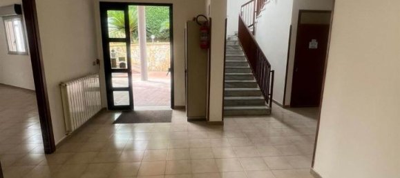 20-Zimmer Villa in Palermo, Italy, Nr. 24787 56