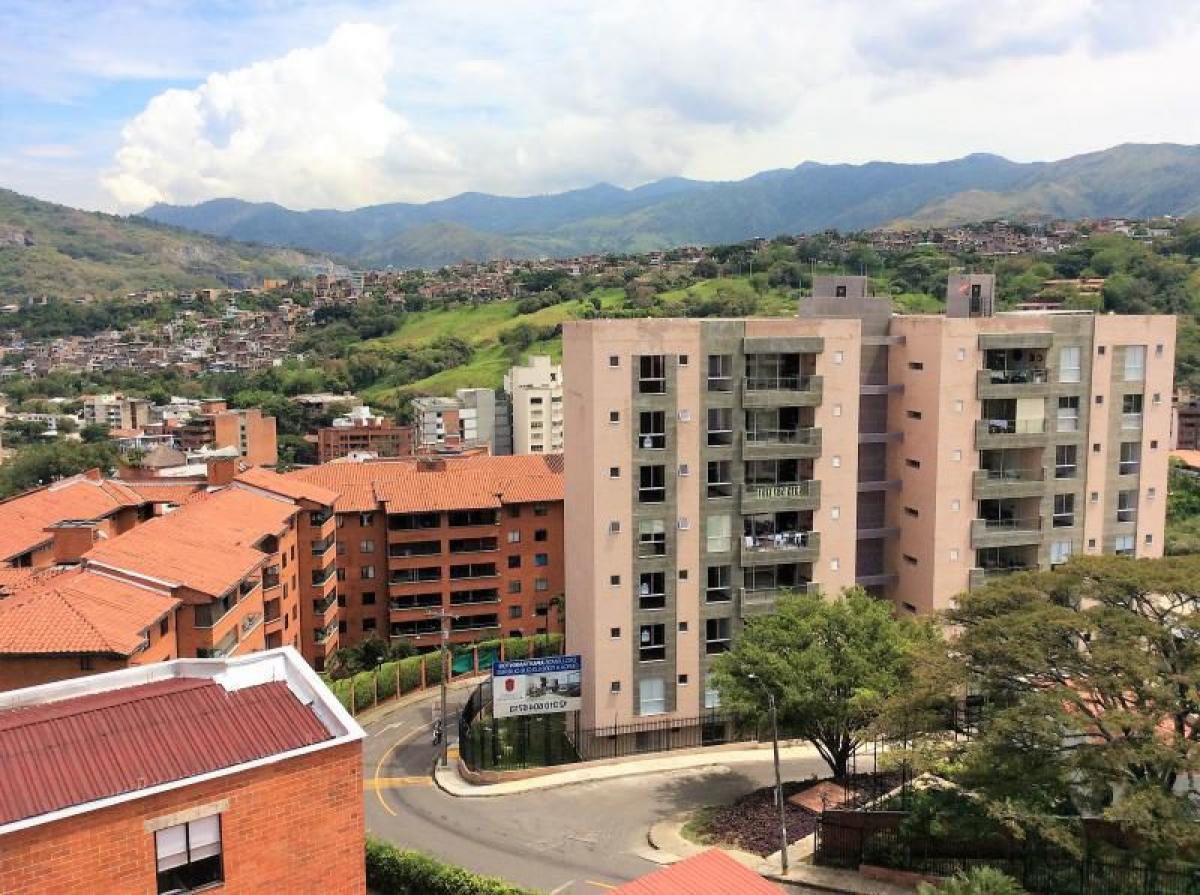 3 bedrooms House in Valle del Cauca, Colombia No. 7221