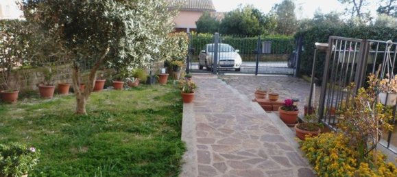 Вилла с 7 комнатами в Ангвиллара Сабация, Италия № 136914 2