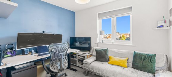 2 bedrooms House in Horley, United Kingdom No. 999 26