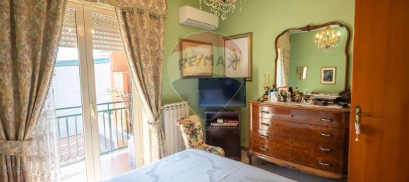 5-salle Appartement à Misterbianco, Italy No. 321172 16