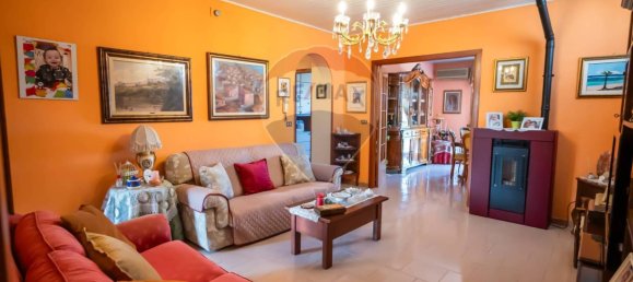 5-salle Appartement à Misterbianco, Italy No. 321172 11