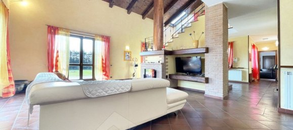 Villa T7 em Momo, Italy N.º 377455 9