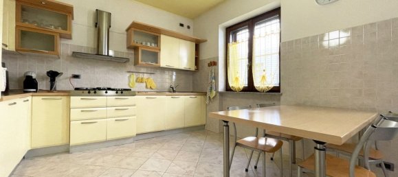 Villa T7 em Momo, Italy N.º 377455 13