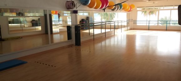 380m² Commercial property in Altea, Spain No. 3420 7